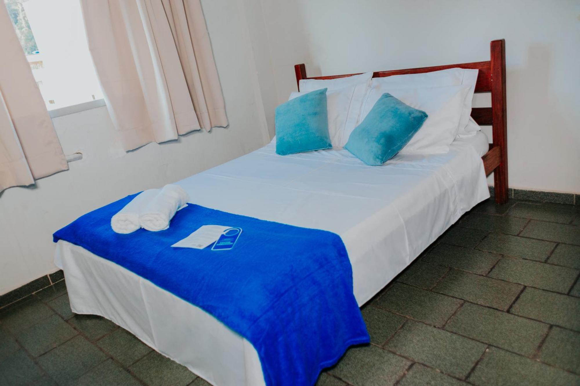 Hotel Santa Terezinha Alfredo Chaves Luaran gambar
