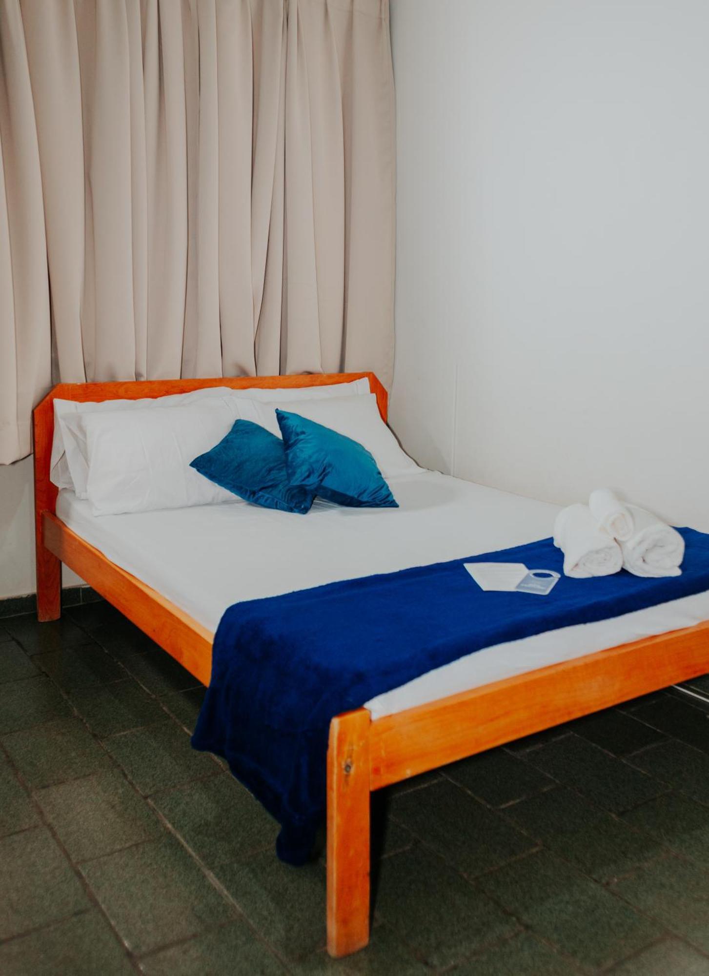 Hotel Santa Terezinha Alfredo Chaves Luaran gambar